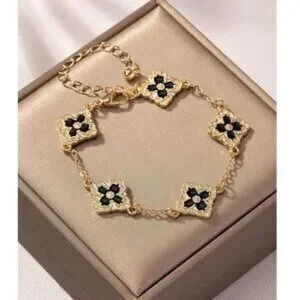 Luxe Gold Tone Clover Dainty Bracelet